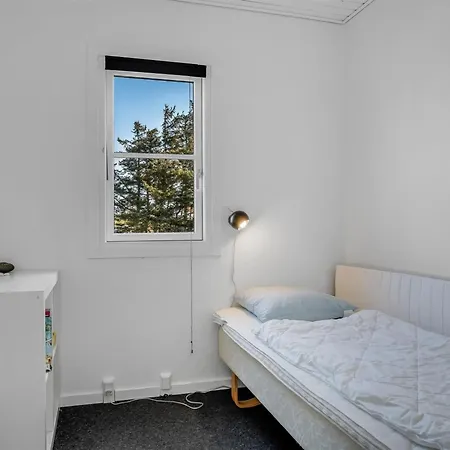 Apartment Eleen - 100m To The Fjord By Interhome