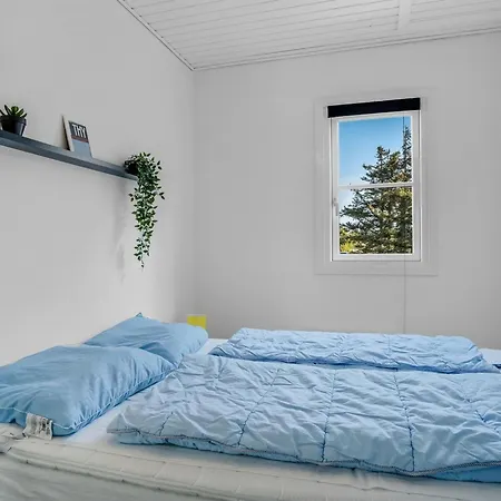 Eleen - 100m To The Fjord By Interhome *
