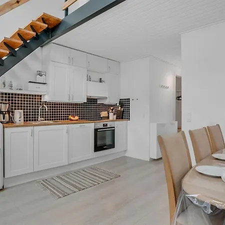 Eleen - 100m To The Fjord By Interhome *